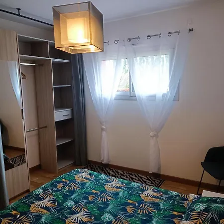 Marianne-jacky Lemans Oda ve Kahvaltı Montbizot